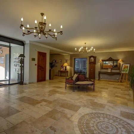 Szálloda Golf De Valescure & Nuxe Saint-Raphaël