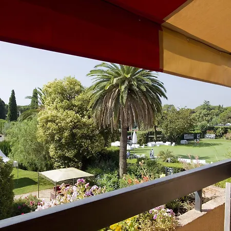 Szálloda Golf De Valescure & Nuxe 4*