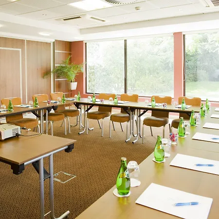 Golf De Valescure & Nuxe Szálloda 4*