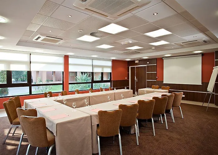 Golf De Valescure & Nuxe 4* Сен-Рафаэль