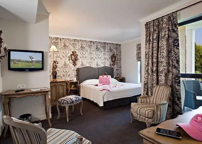 Golf De Valescure & Nuxe Отель 4*