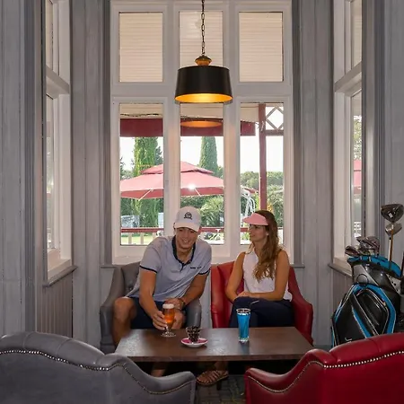 Golf De Valescure & Nuxe Hotel