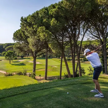 Golf De Valescure & Nuxe 4*