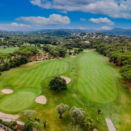 Golf De Valescure & Nuxe