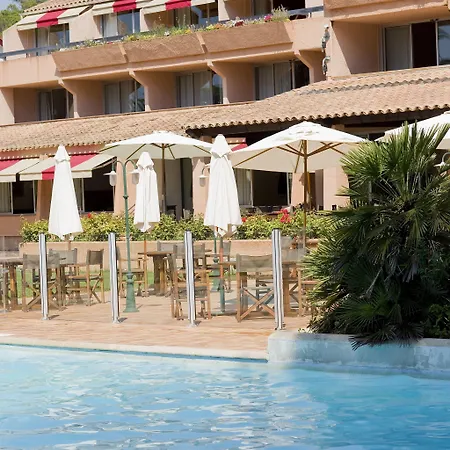 Golf De Valescure & Nuxe