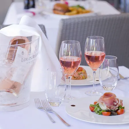 Hotel Golf De Valescure&spa Nuxe